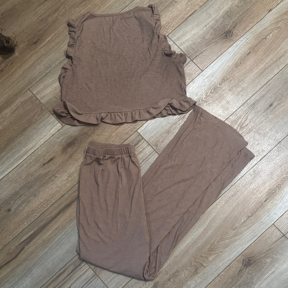 Brown Ruffle Tank and Pants Set - Picture 2 of 2